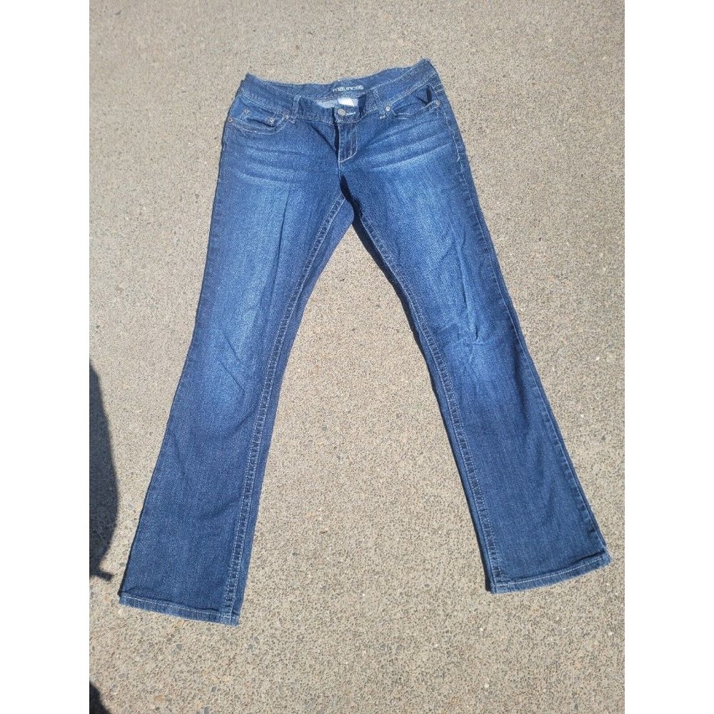Maurices Jeans Women's 7/8 Blue Mid-Rise Bootcut Denim 30x31
